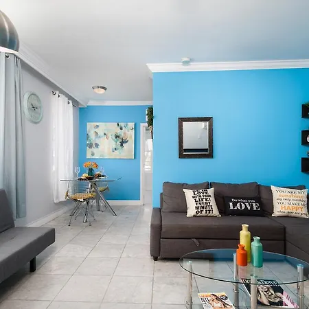 Holiday Apartment On Lincoln Road